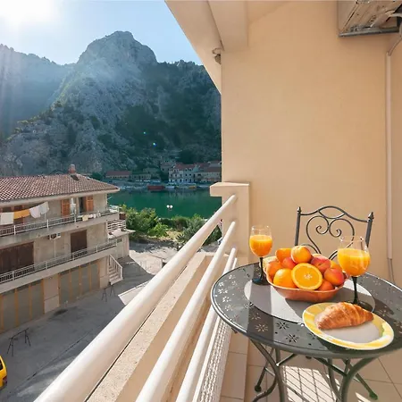 Apartment Antivo